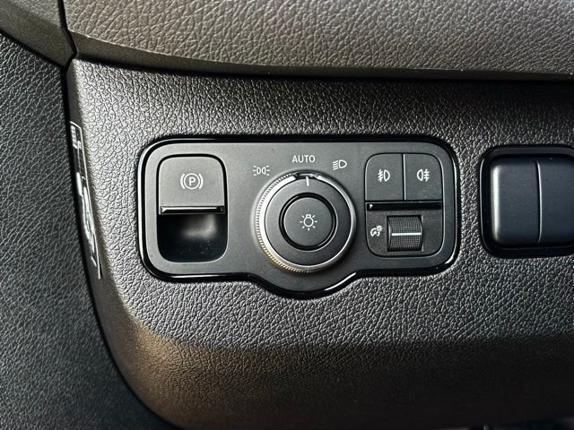 New 2026 Pebble Gray Mercedes-Benz Cargo 170 WB image 15