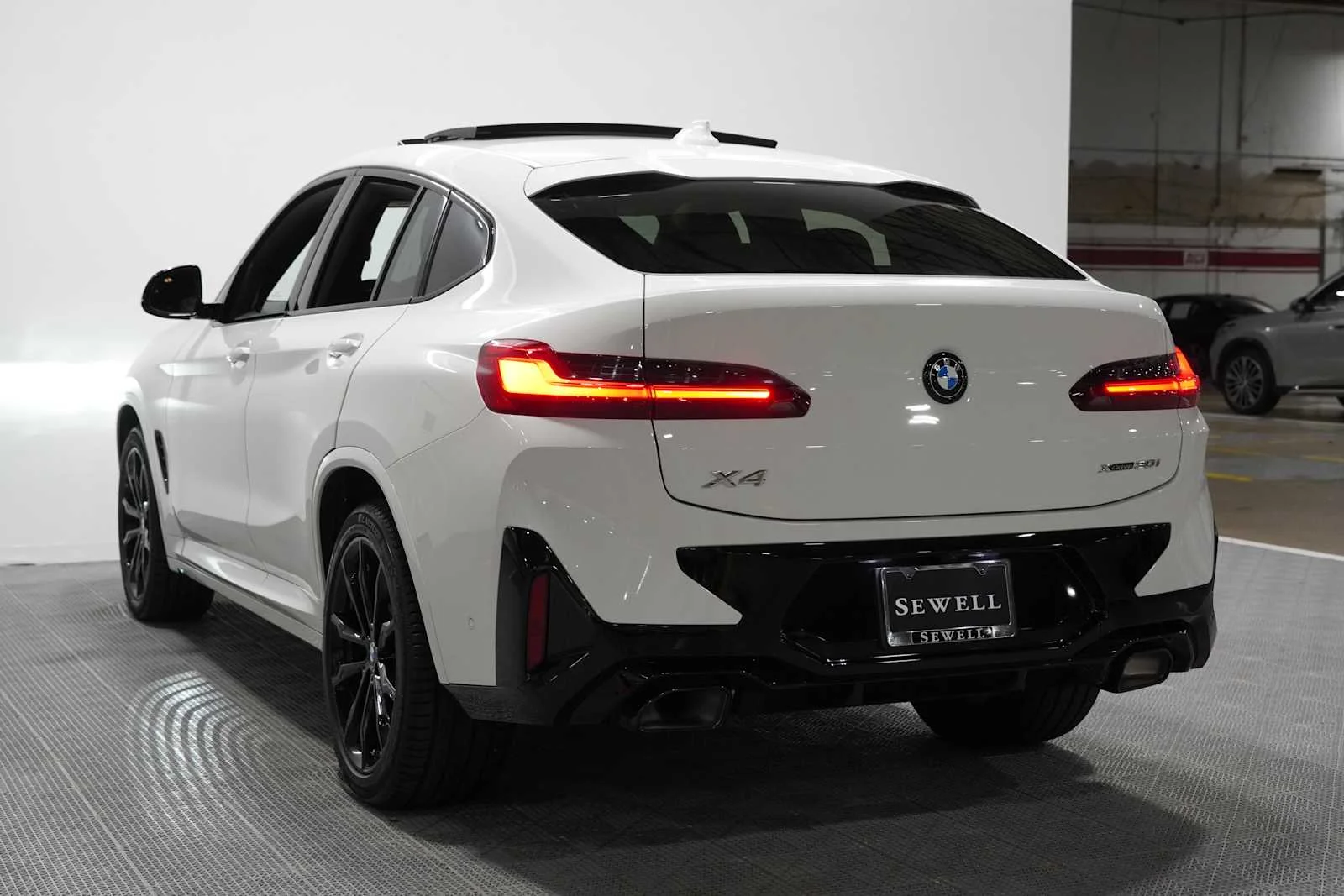 Certified Used 2025 Alpine White BMW xDrive30i image 6