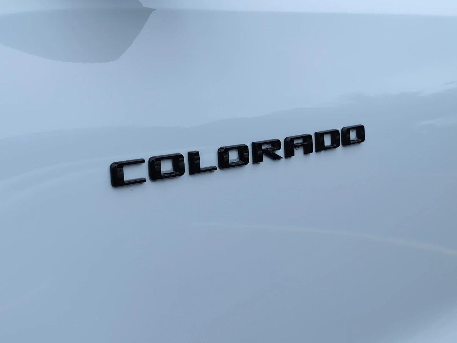 New 2026 Summit White Chevrolet Trail Boss image 36