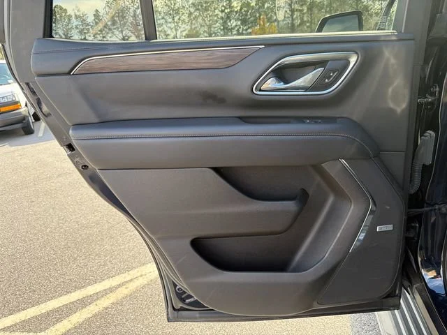 Used 2021 Midnight Blue Metallic Chevrolet LT image 22