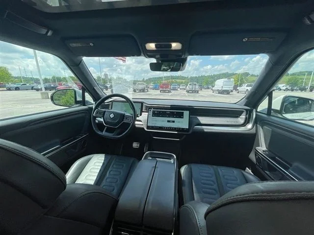 Used 2022 White Rivian Adventure image 16