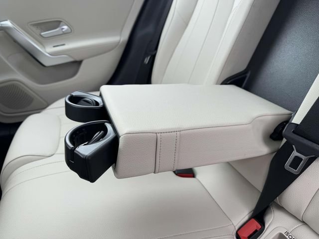 2025 Mercedes-Benz CLA CLA 250 - Photo 34