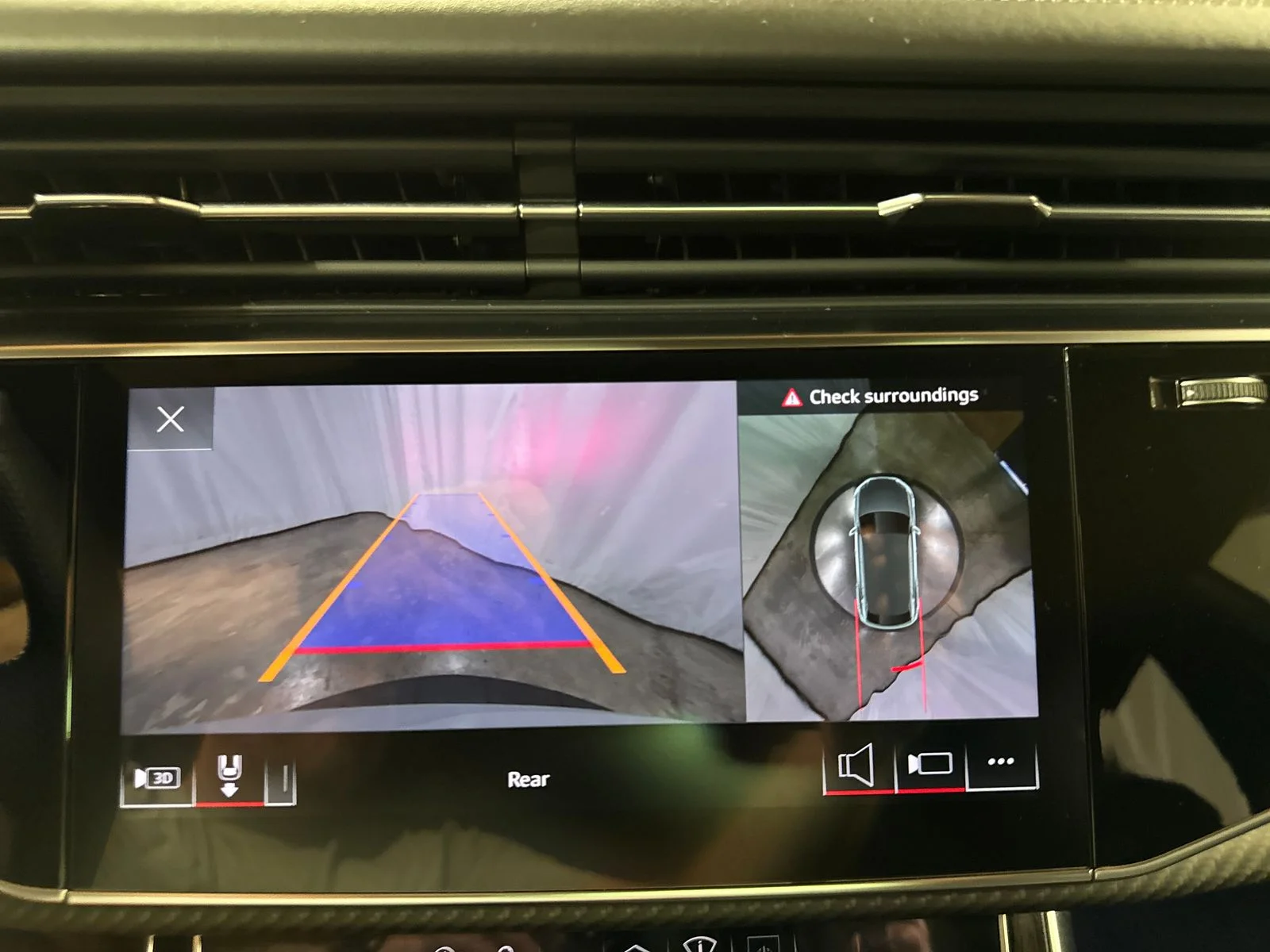 Used 2022  Audi 4.0T quattro image 22