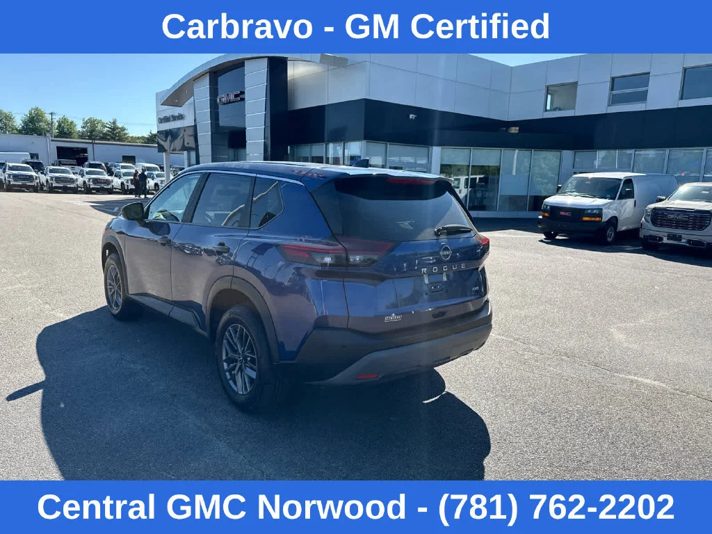 Used 2023 Caspian Blue Nissan S image 3