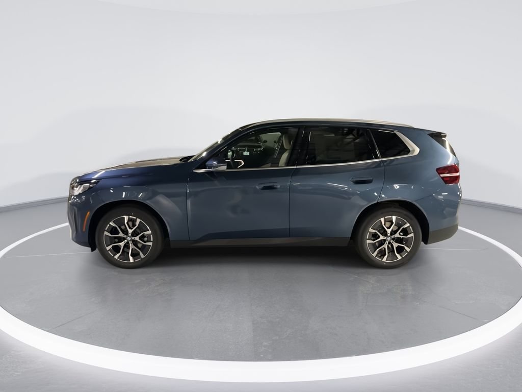 Used 2026 Blue Metallic BMW 30 xDrive image 5