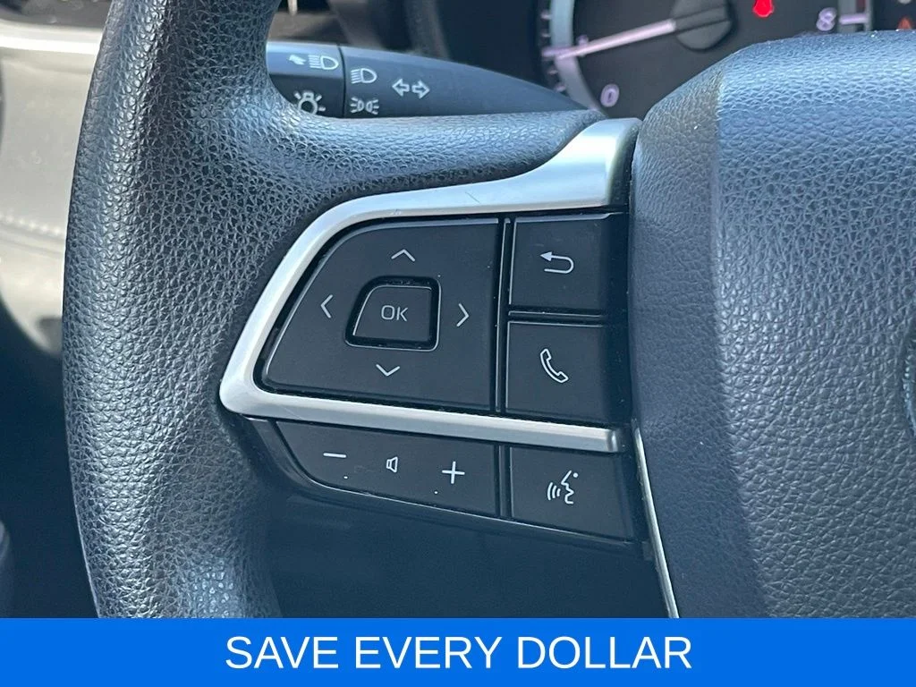 Used 2023 Black Toyota L image 18