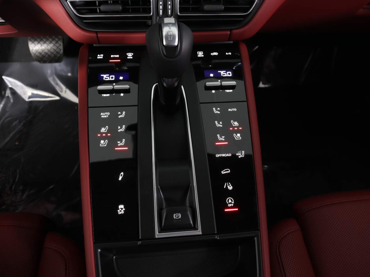 Certified Used 2026 Chalk Porsche Macan S image 14