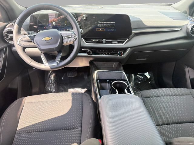 Used 2025 Summit White Chevrolet LT image 16