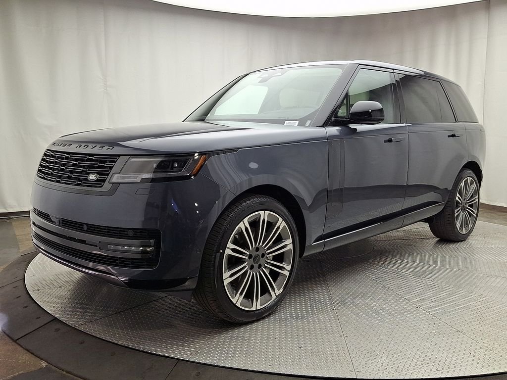 2026 Land Rover Range Rover 3.0 SE LWB 7's photo