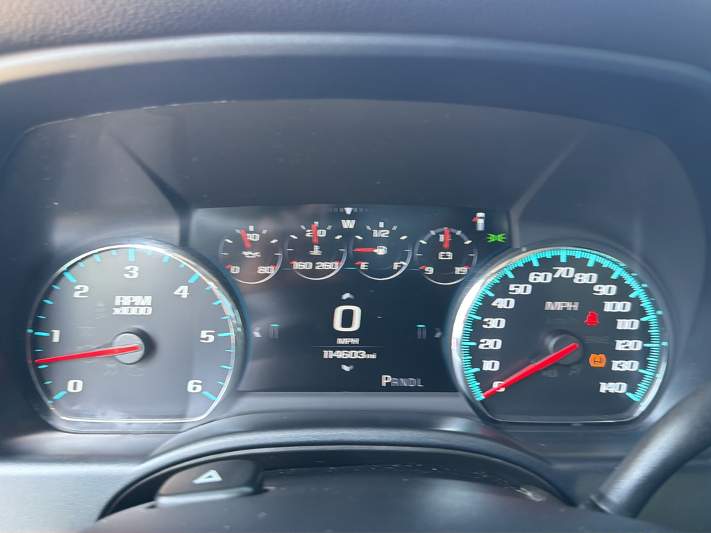Used 2017 White GMC Denali image 31