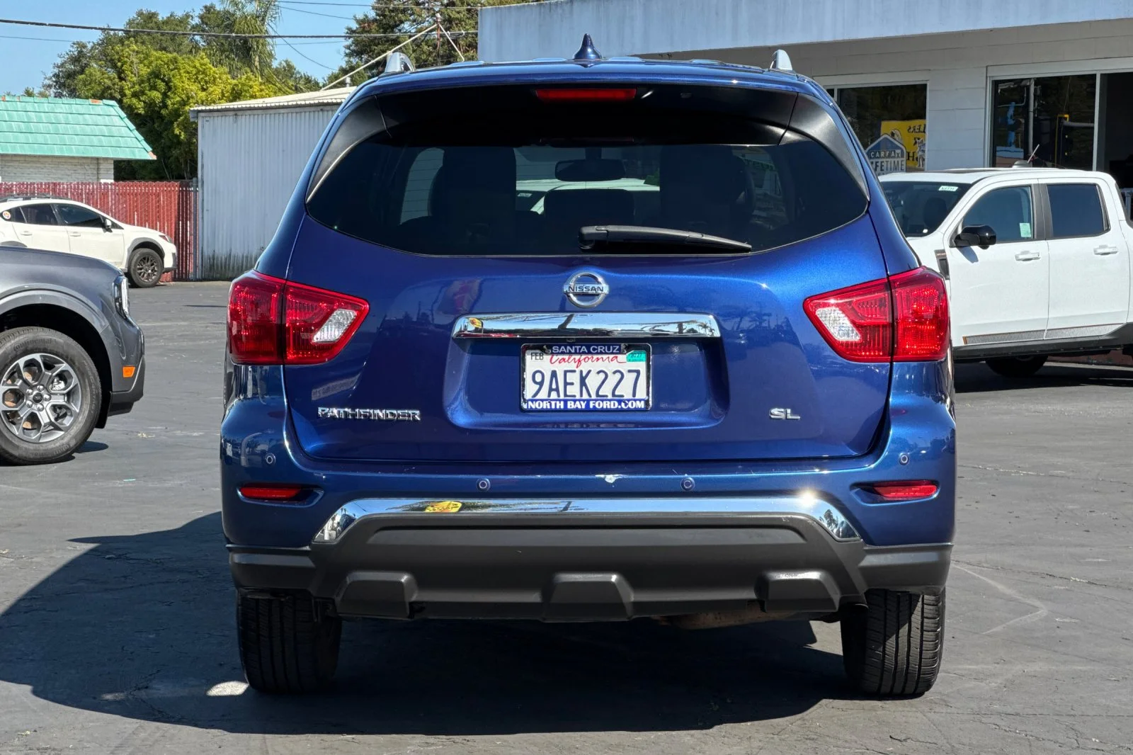 Certified Used 2020 Caspian Blue Metallic Nissan SL image 29