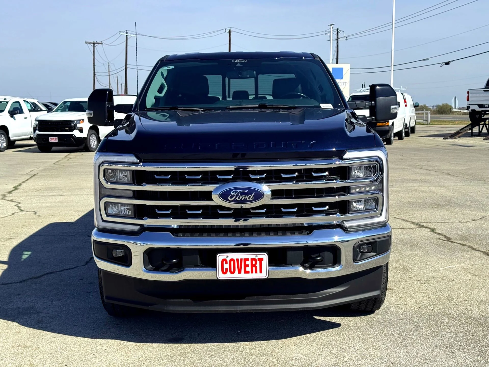 Used 2024  Ford Lariat image 4