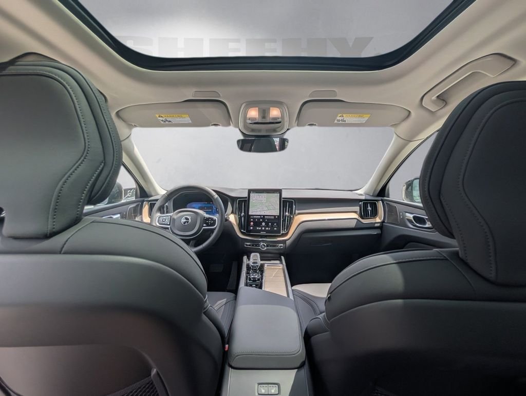 New 2026 Blue Volvo T8 Plus image 3