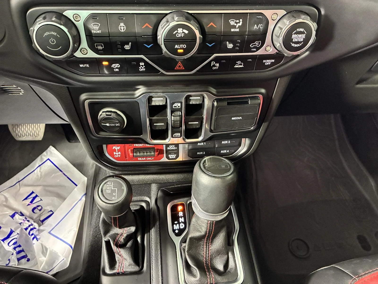 Used 2023 Sting-Gray Clearcoat Jeep Rubicon 20th Anniversary image 22
