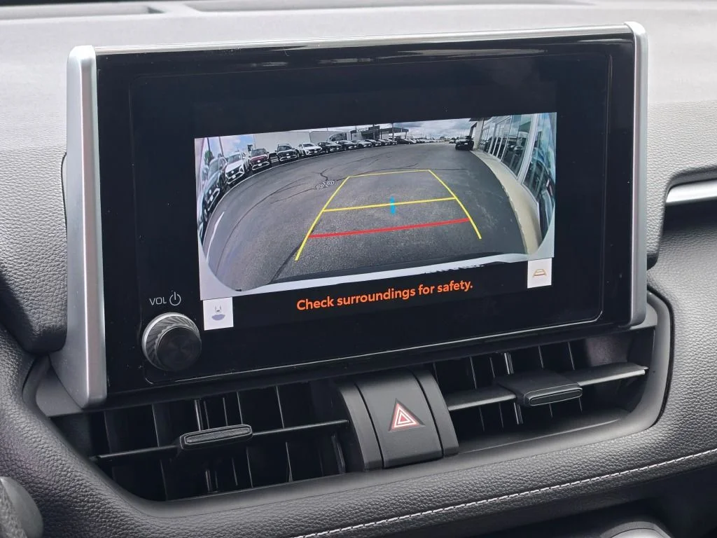 Used 2023 Ice Toyota LE image 24