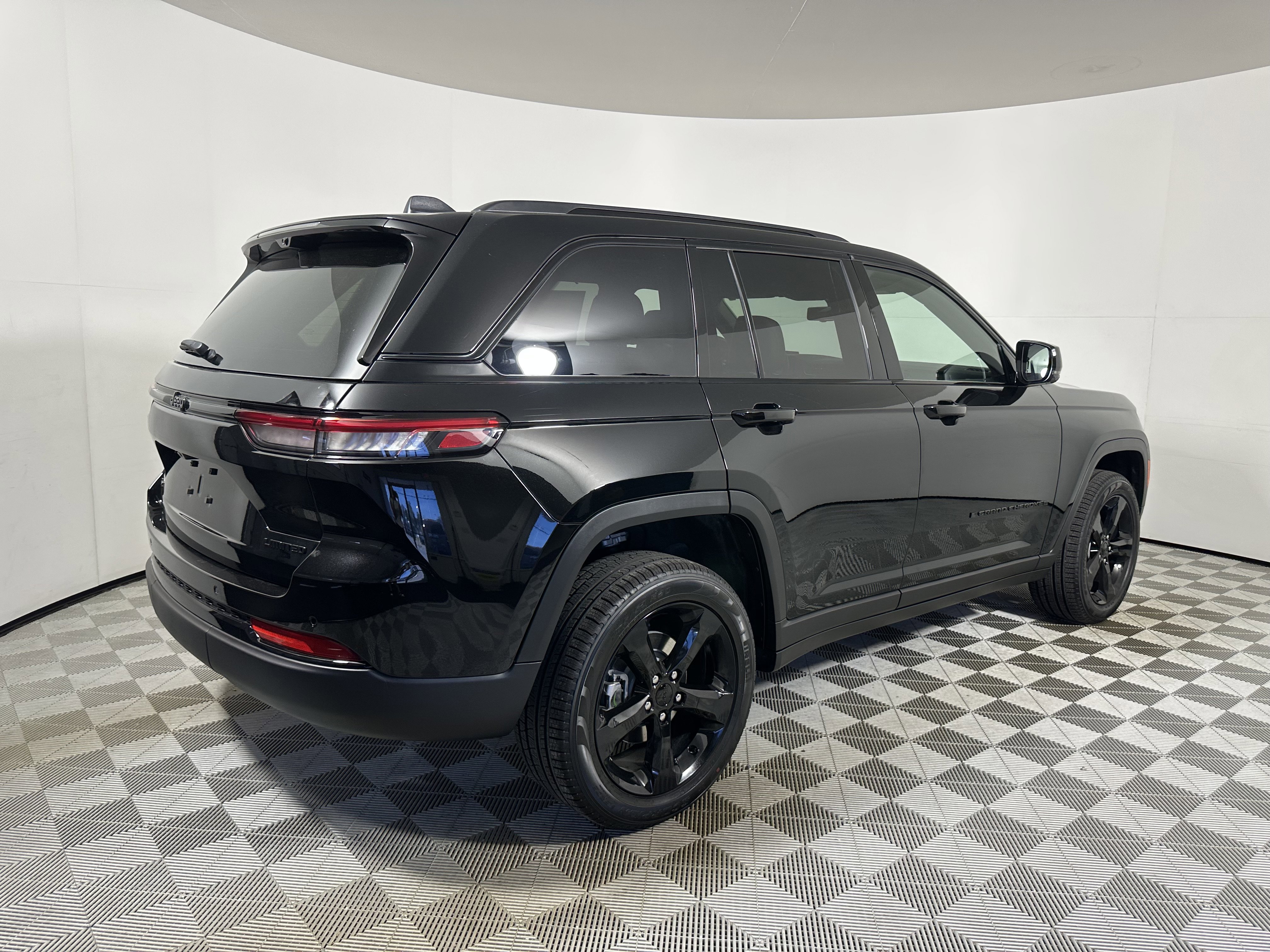 2025 Jeep Grand Cherokee Limited - Photo 7