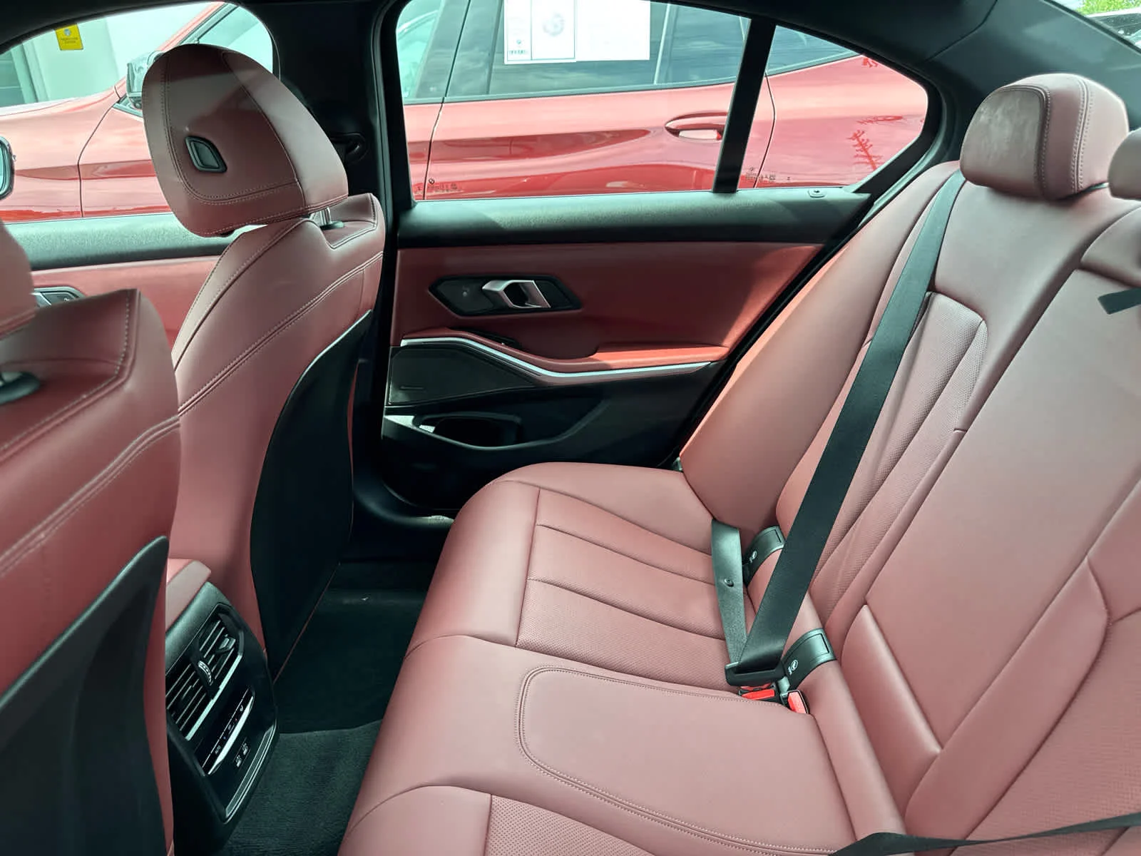 Used 2025 Black Sapphire Metallic BMW M340i xDrive image 18