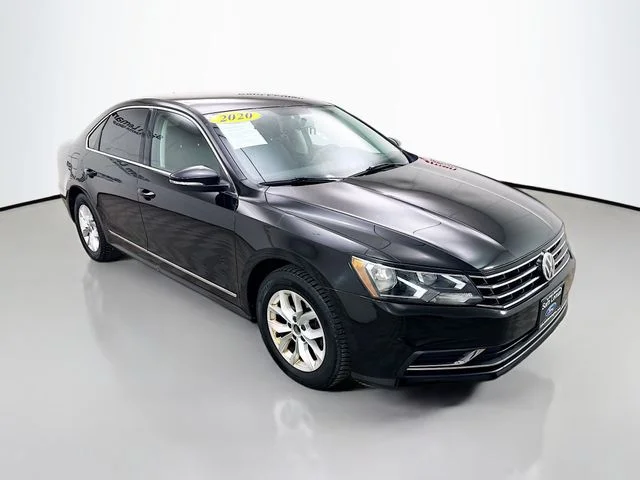 2017 Volkswagen Passat 1.8T S Auto's photo