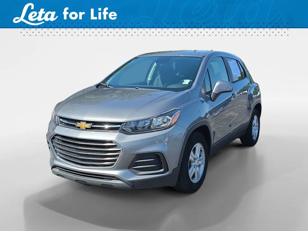 2020 Chevrolet Trax LS's photo