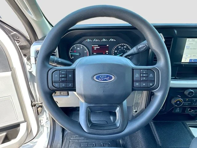 New 2025 Oxford White Ford XL KNAPHEIDE 11