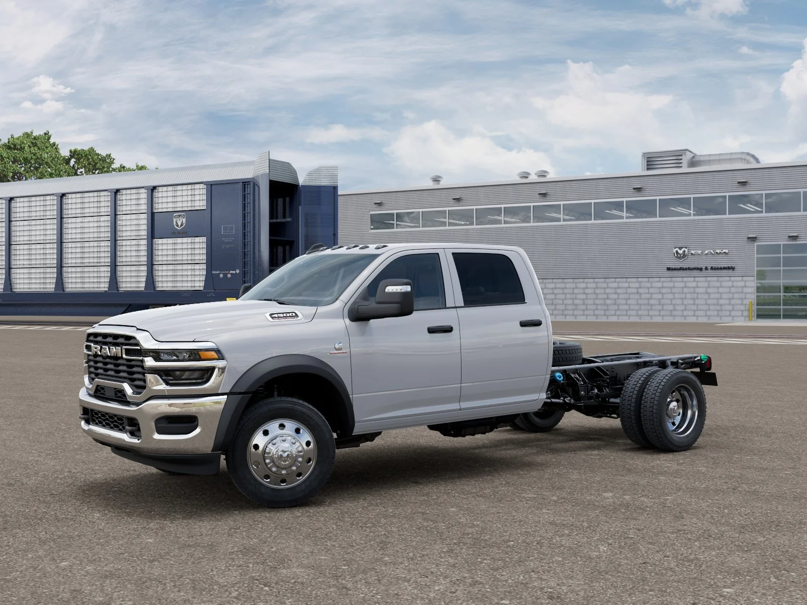2026 RAM 4500 Tradesman 4X4 Crew Cab DRW 173" WB's photo