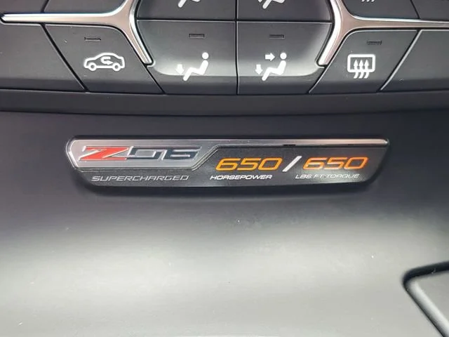 Used 2016 ARCTIC WHITE Chevrolet Z06 1LZ image 25