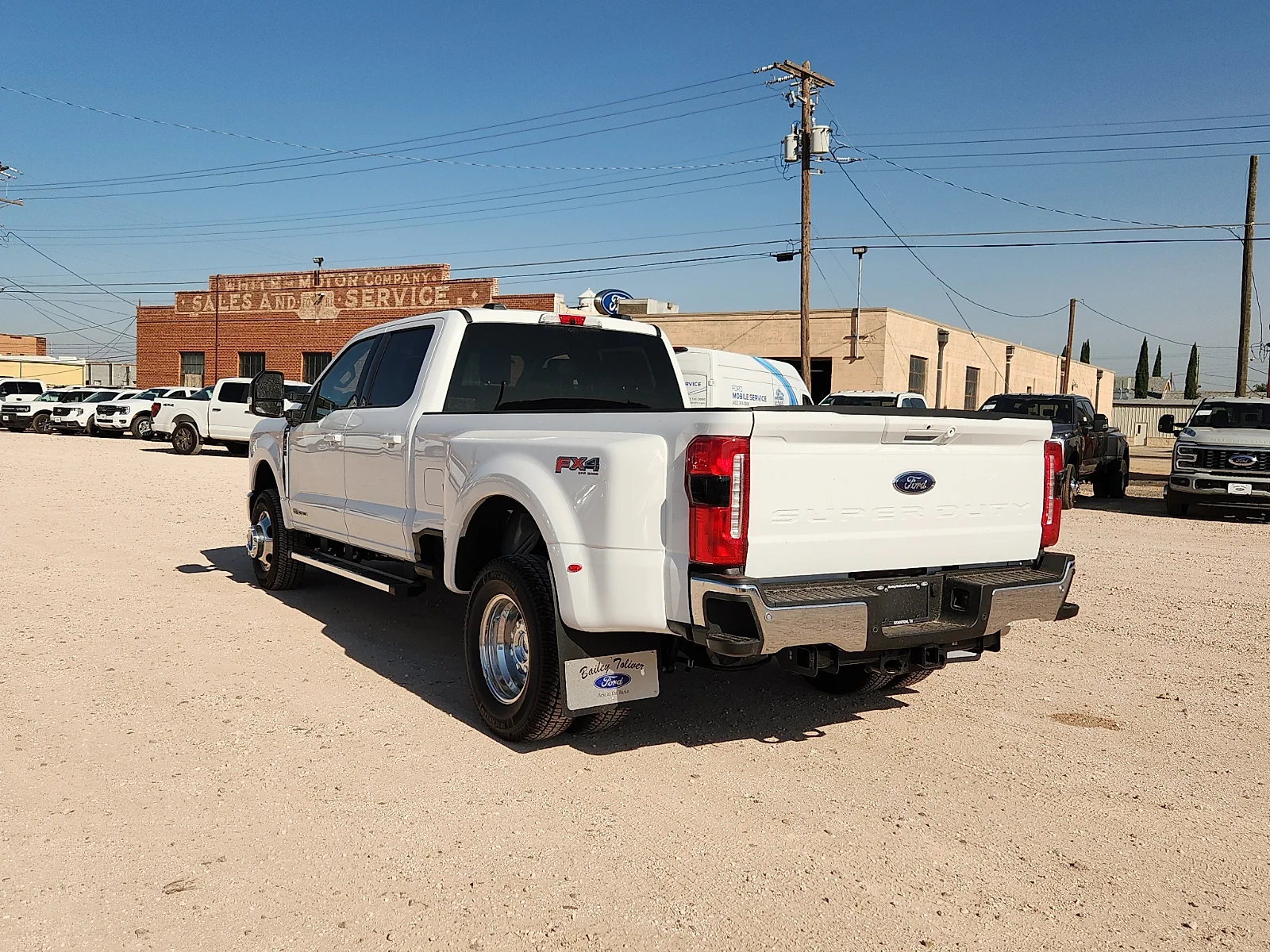 New 2026 Oxford White Ford Lariat image 5