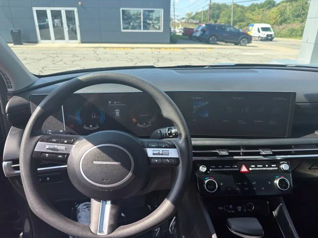 Used 2025 Blue Hyundai SEL image 11