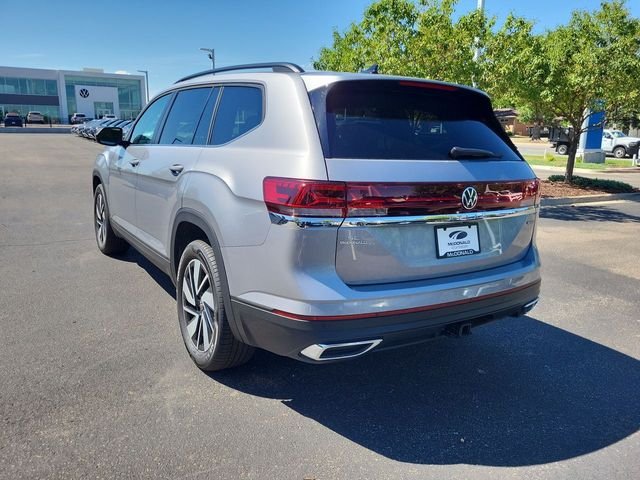 New 2026 Silver Volkswagen SE w/Technology image 6