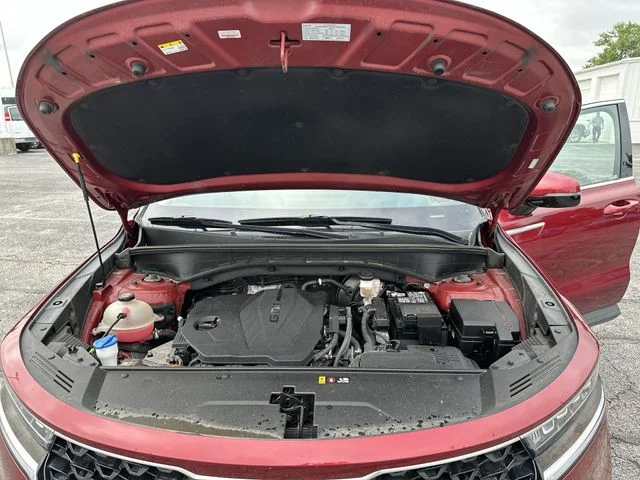 Used 2022 Red Kia LX image 19