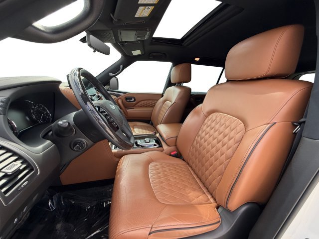 Used 2022 White INFINITI Sensory image 10
