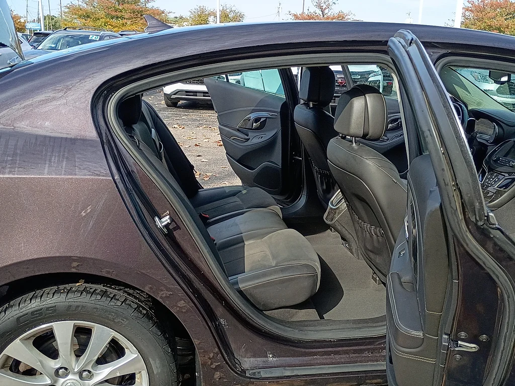 Used 2014 Midnight Amethyst Metallic Buick Base image 15