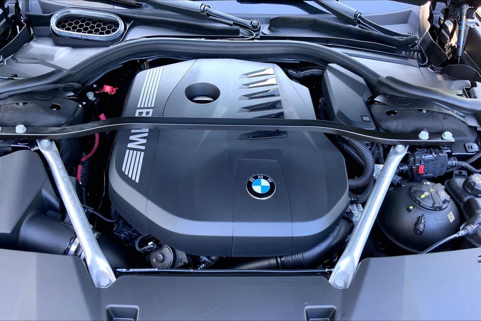 Certified Used 2023 Carbon Black Metallic BMW 740i image 30