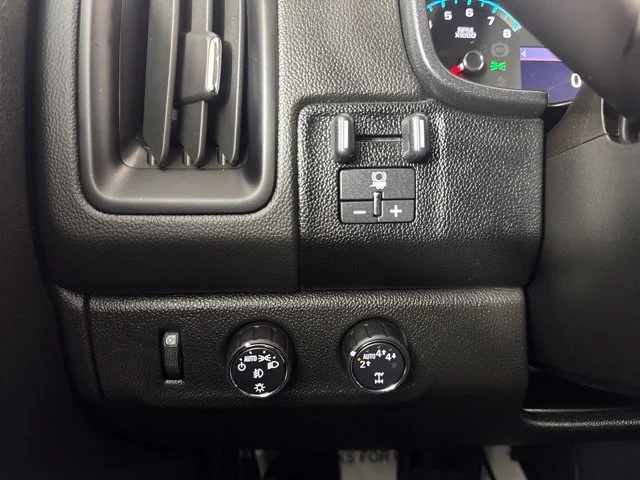 Used 2019 Blue Chevrolet LT image 19