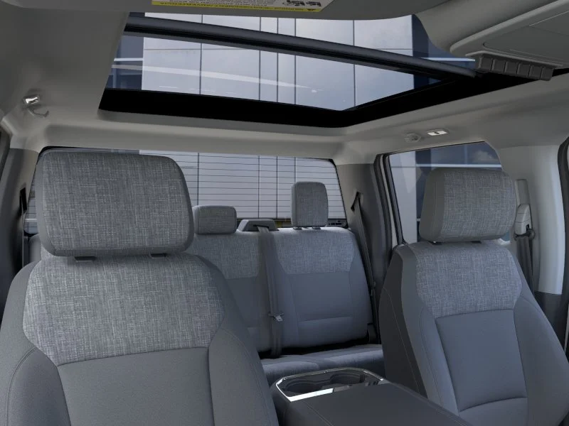 New 2026 Oxford White Ford F-250® XLT image 48