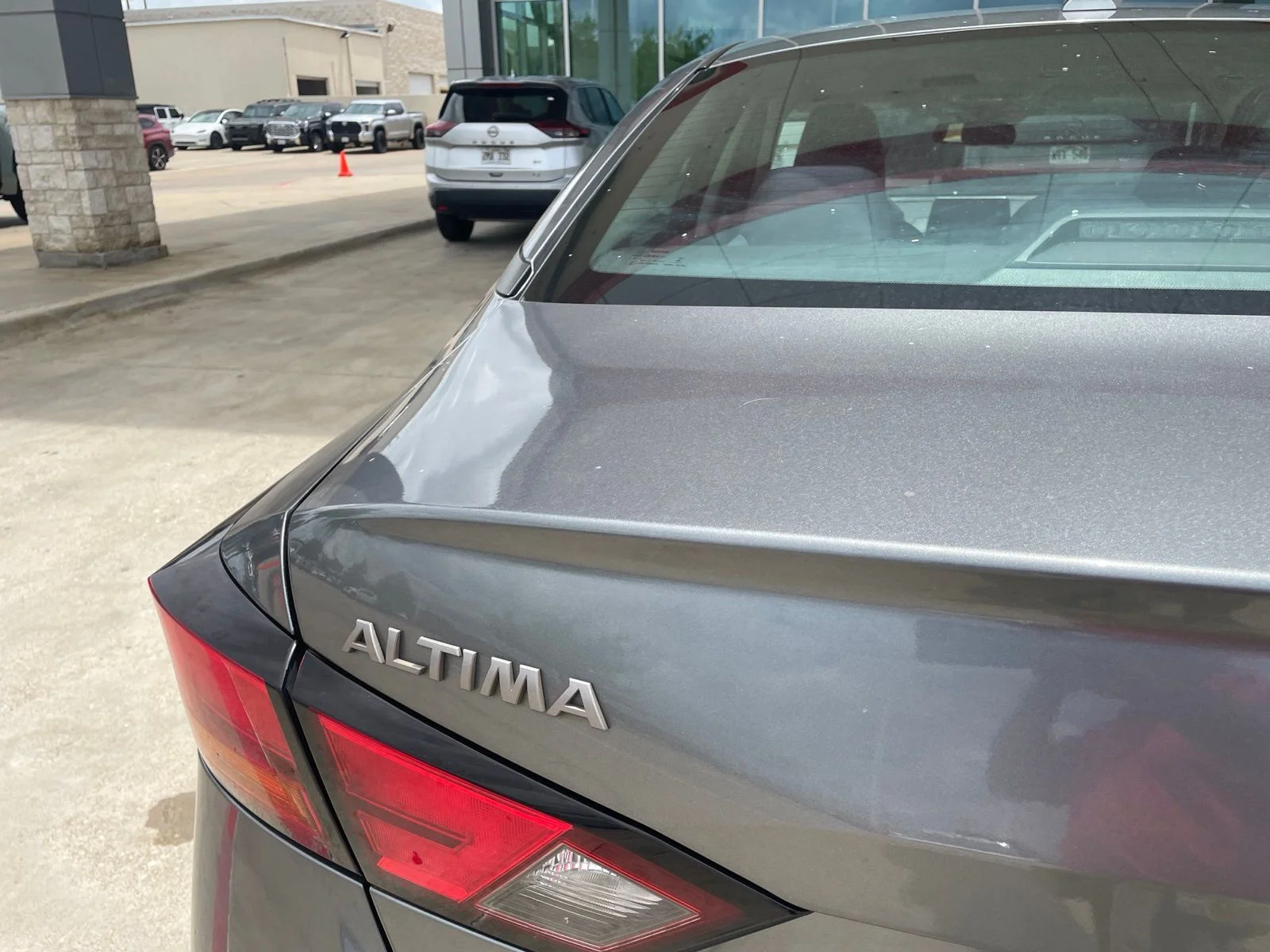 Used 2023 Gray Nissan 2.5 SV image 12