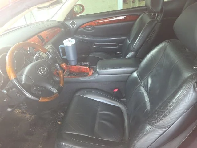 Used 2002 Red Lexus 430 image 3