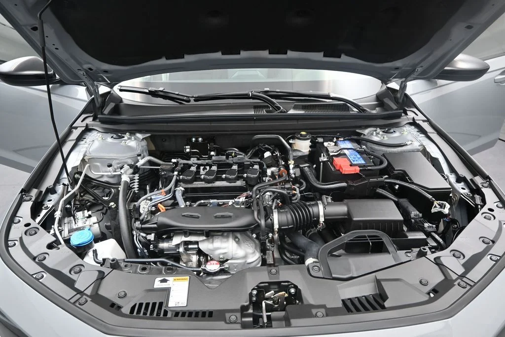 New 2026 Urban Gray Pearl Honda SE image 15