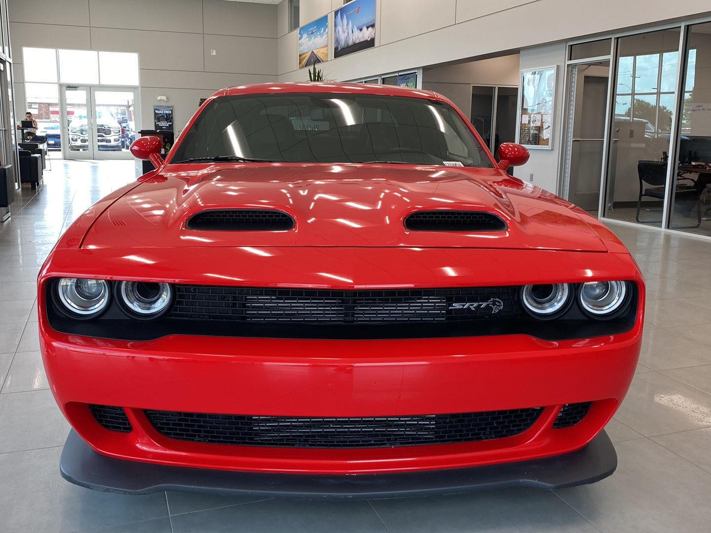 Used 2020 Torred Clearcoat Dodge SRT Hellcat Redeye image 8
