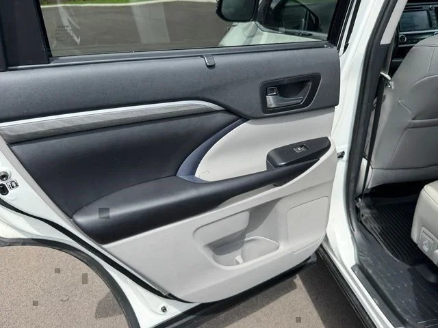 Used 2019 White Toyota Limited Platinum image 14
