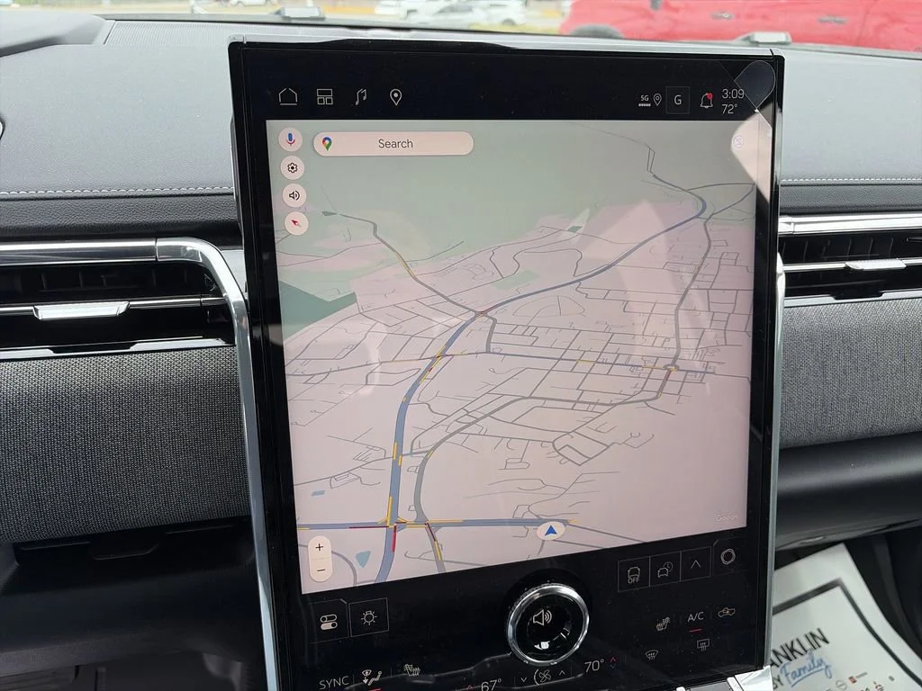 New 2026 Onyx Black GMC Elevation Standard Range image 24