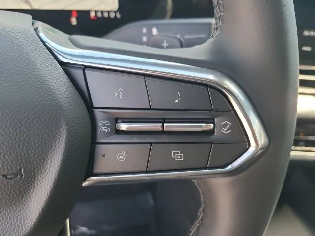 New 2027 Mosaic Black Metallic Chevrolet LT image 27