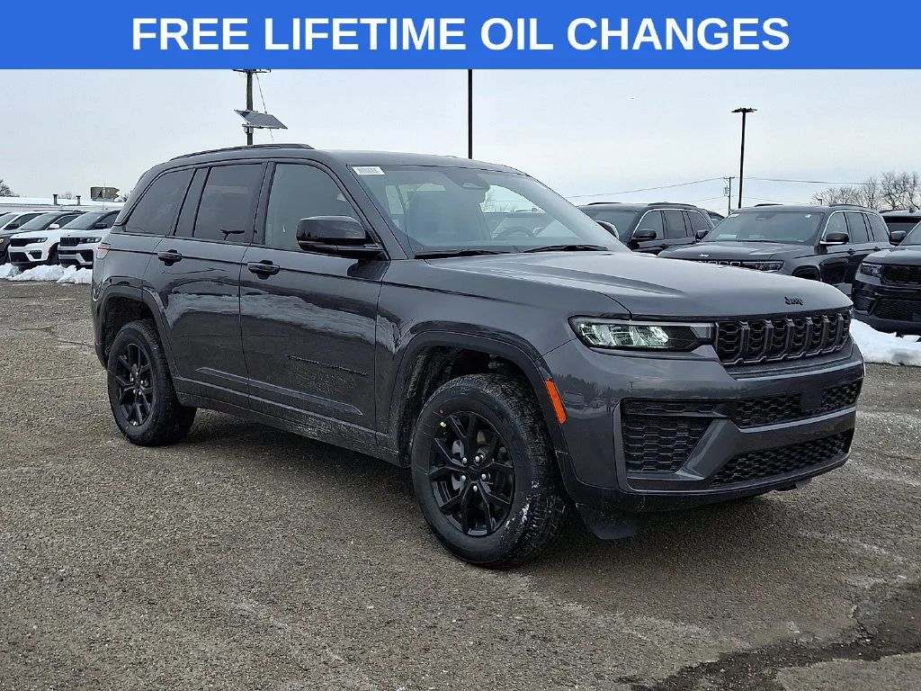New 2026 Baltic Gray Metallic Clear-Coat Exterior Paint Jeep Laredo Altitude image 1