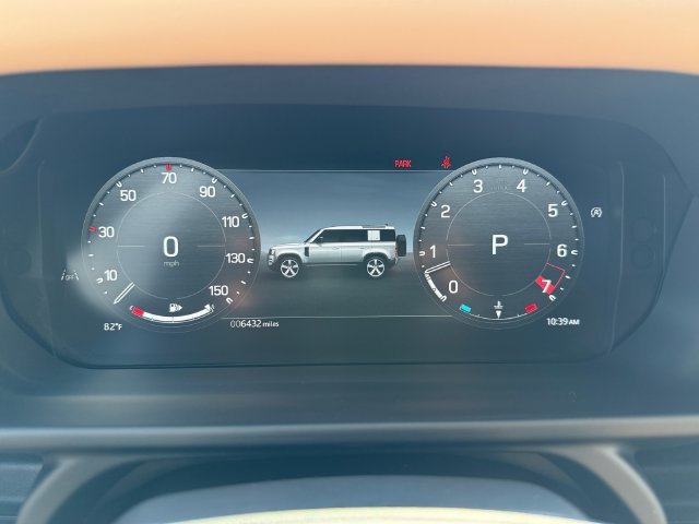 Used 2026 Gray Land Rover X-Dynamic SE image 14