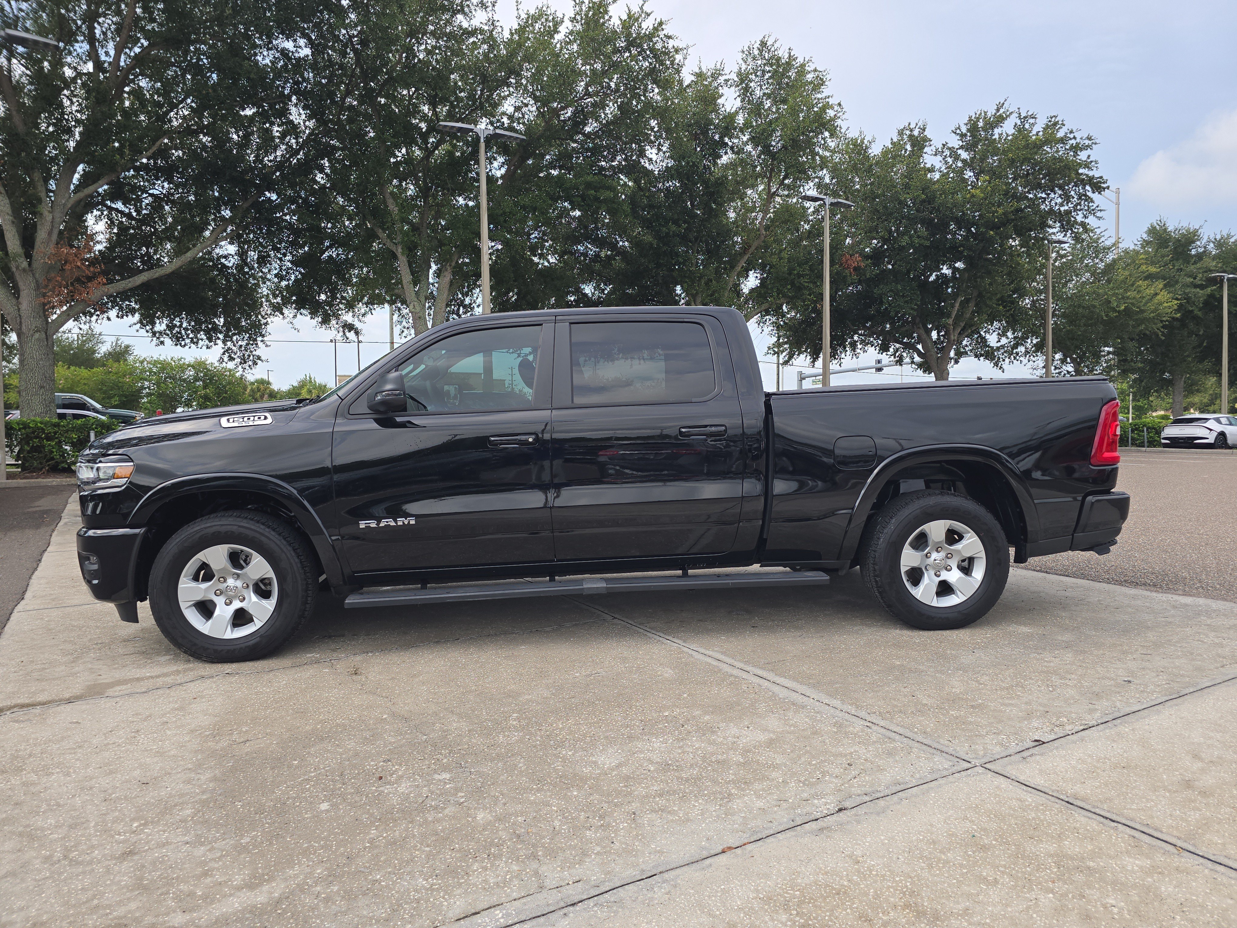 Used 2025 Diamond Black Crystal Pearlcoat Ram Big Horn image 5