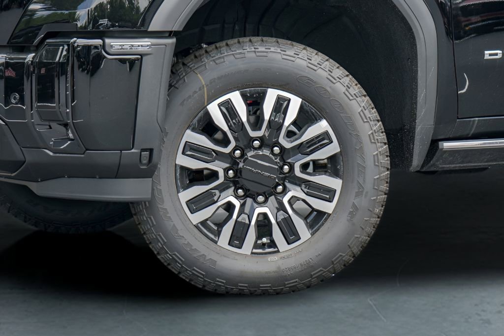 New 2026 Onyx Black GMC Denali Ultimate image 2