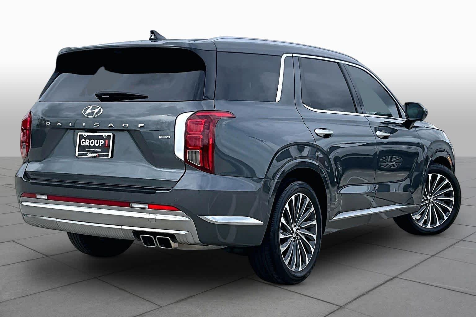 Used 2024 Steel Graphite Hyundai Calligraphy image 13
