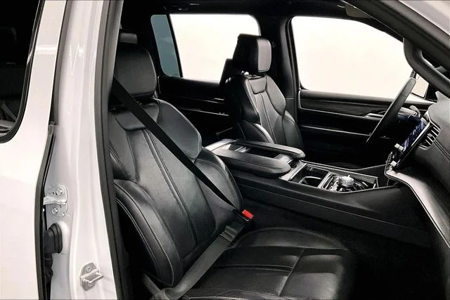 Used 2023 Bright White Clearcoat Jeep Series III image 8