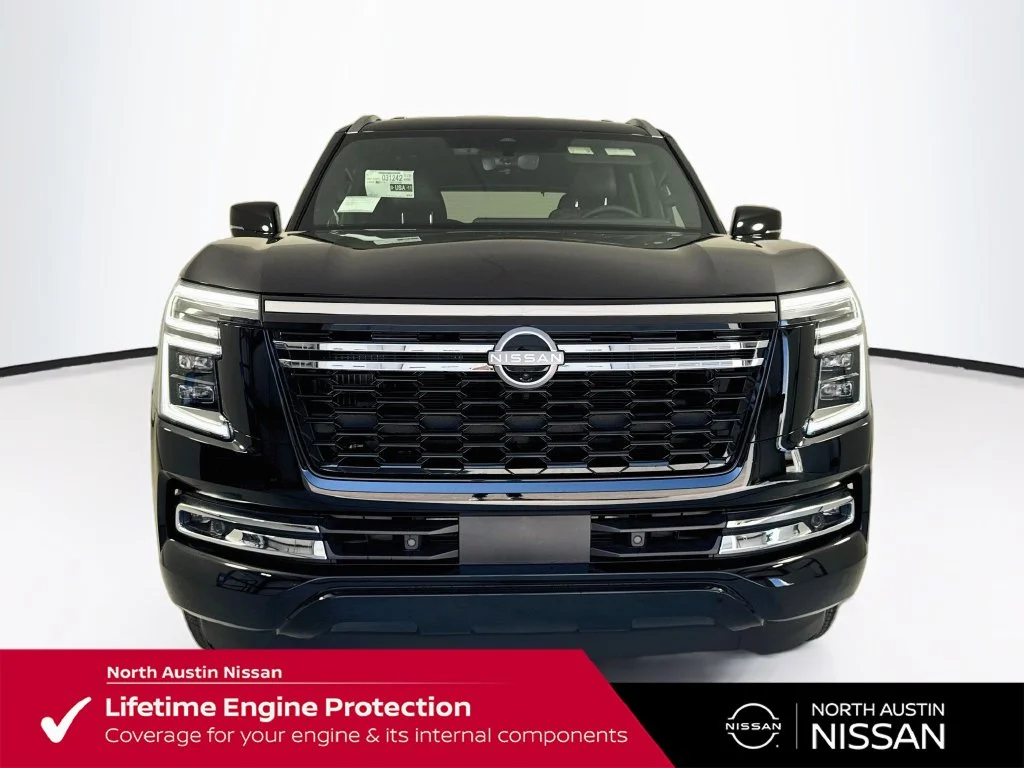 New 2026 Black Nissan Platinum image 3