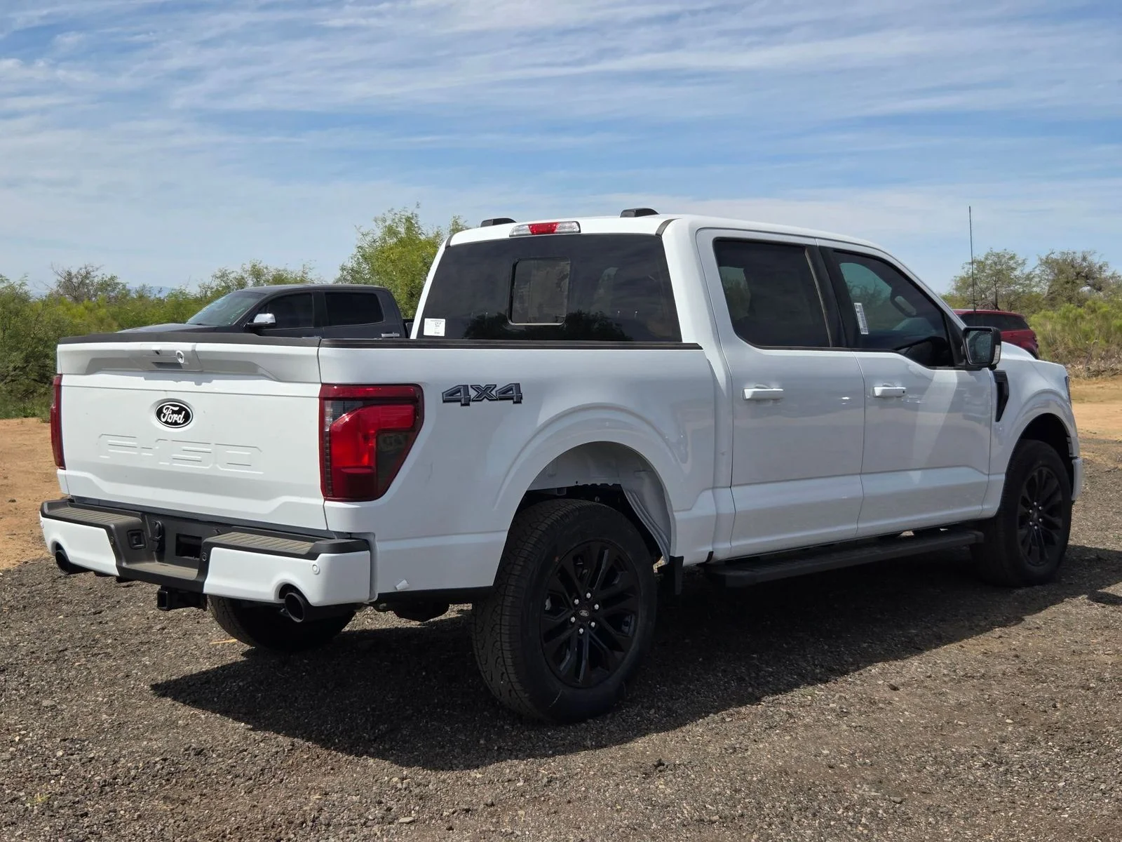 New 2026 Oxford White Ford XLT image 5